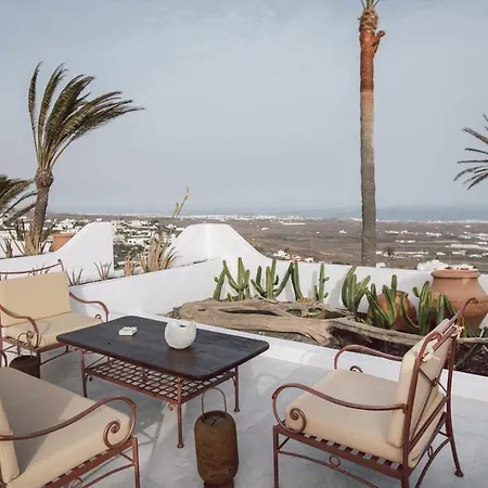 Villa Atlantis I