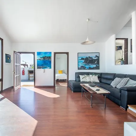 Villa Atlantis I